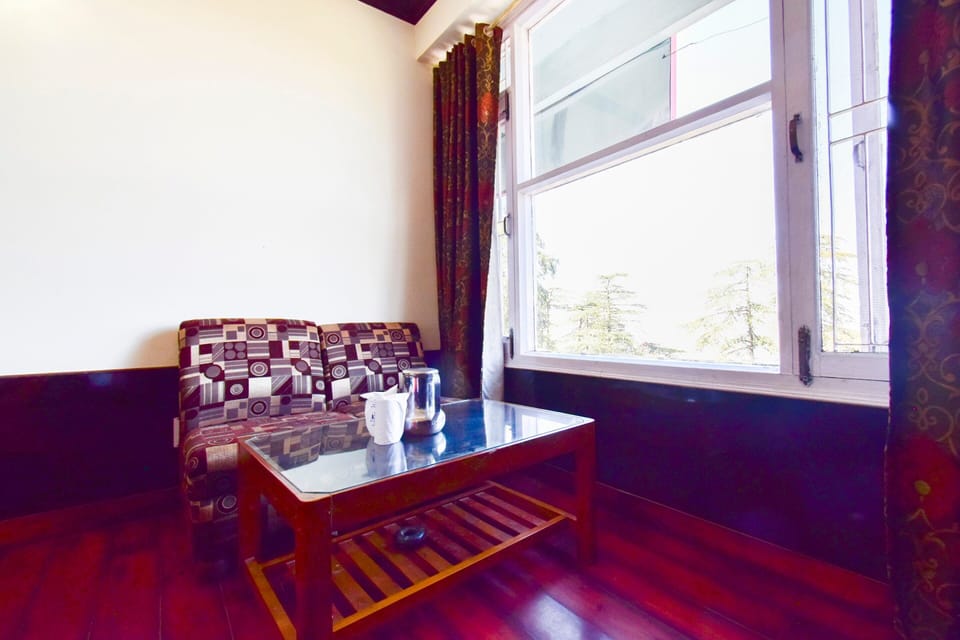 Deluxe Double or Twin Room | Free WiFi, bed sheets