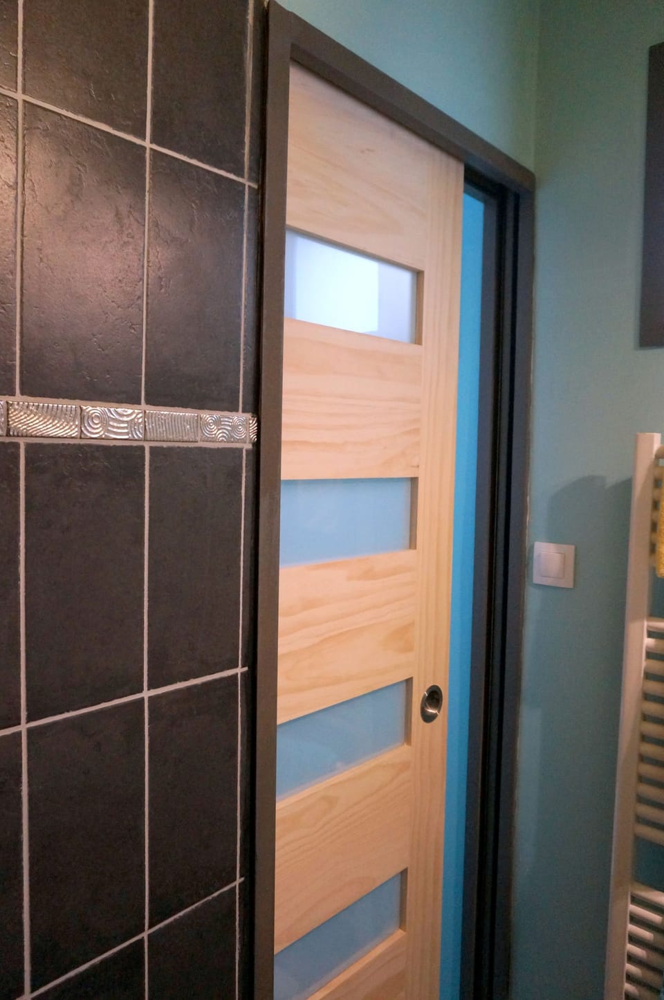 Twin Room (Ile d'Yeu) | Bathroom | Shower, rainfall showerhead, free toiletries, hair dryer