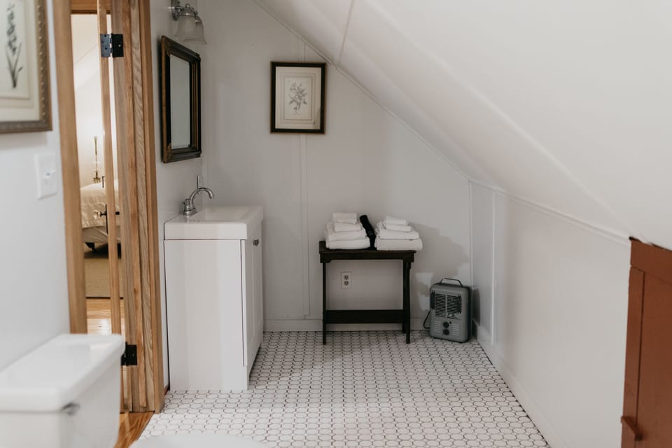 Cypress Suite | Bathroom sink