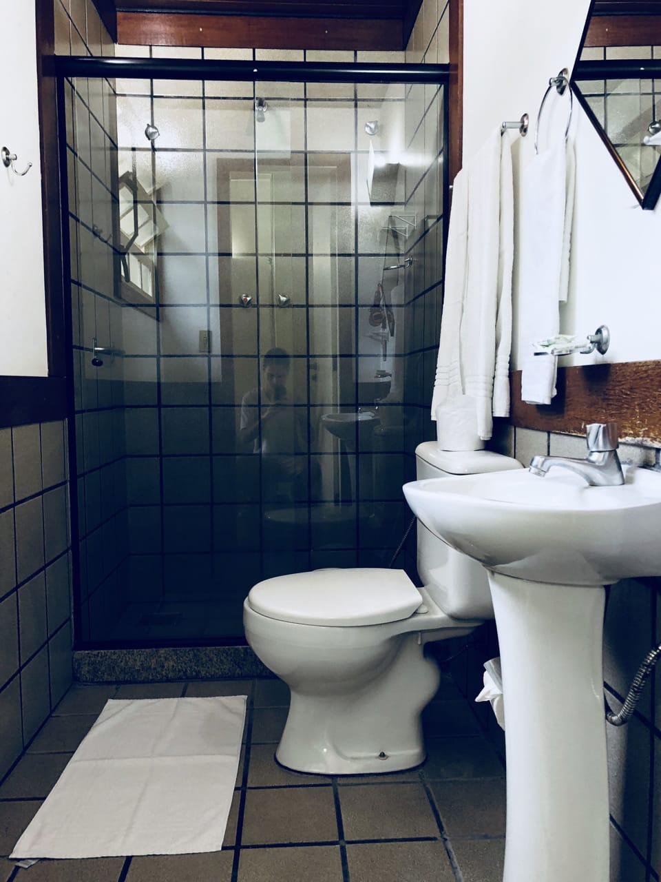 Double Room, Balcony | Bathroom | Shower, hair dryer, towels, soap