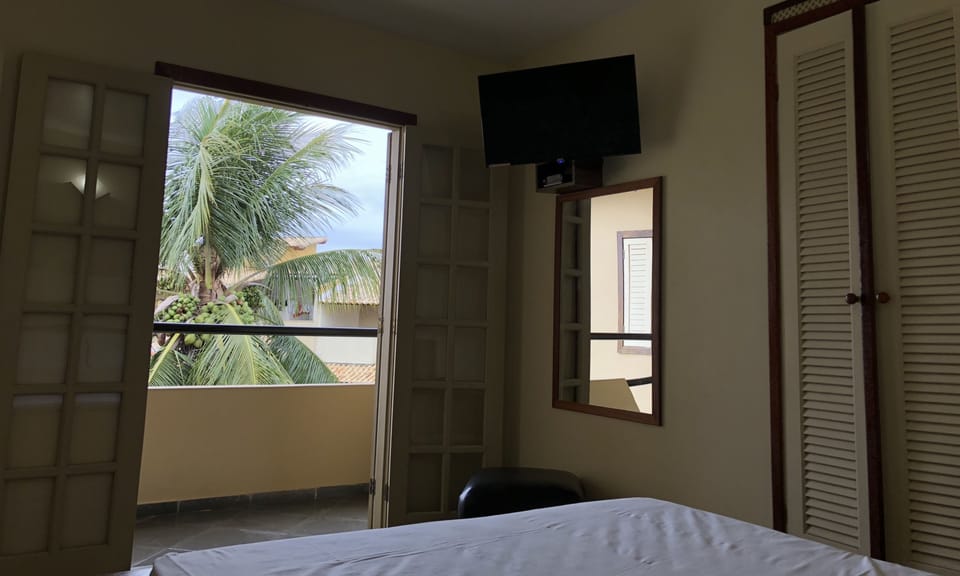Family Room, Connecting Rooms | Minibar, in-room safe, desk, bed sheets