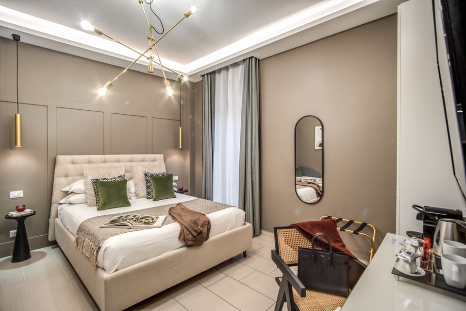 Deluxe Double Room | Premium bedding, minibar, in-room safe, desk