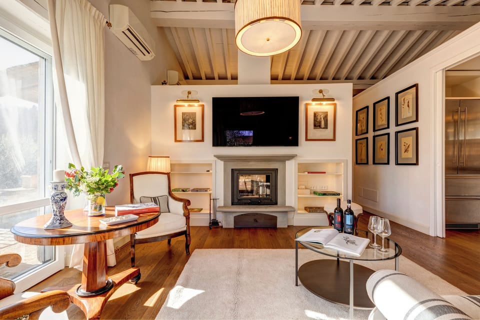 Honeymoon Apartment, Vineyard View, Courtyard Area | Living area | 45-inch Smart TV with digital channels, TV
