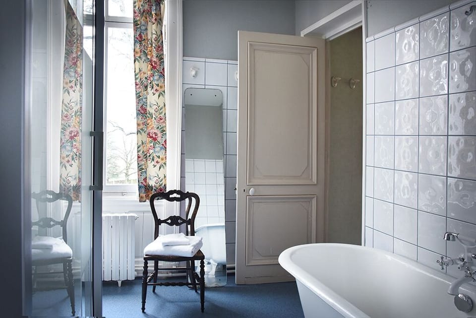 Double Room (Roses) | Bathroom | Hair dryer, bathrobes, slippers, towels