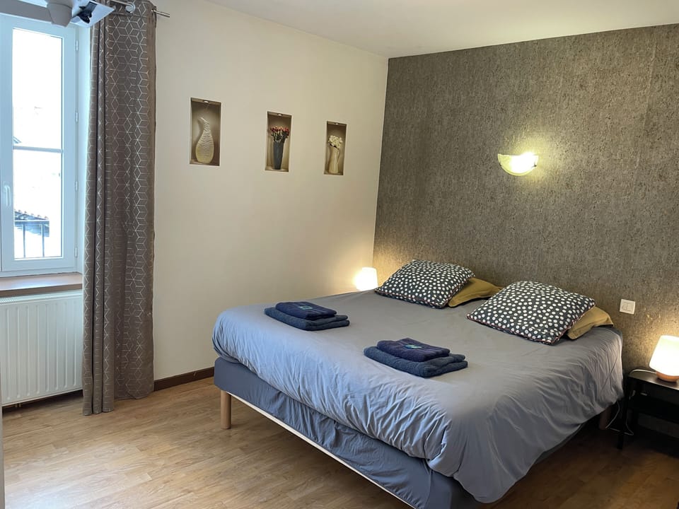 Traditional Double Room | Premium bedding, individually decorated, desk, soundproofing