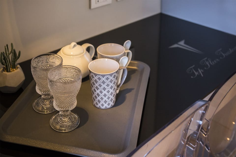 Double Room, Balcony | Minibar, in-room safe, desk, soundproofing