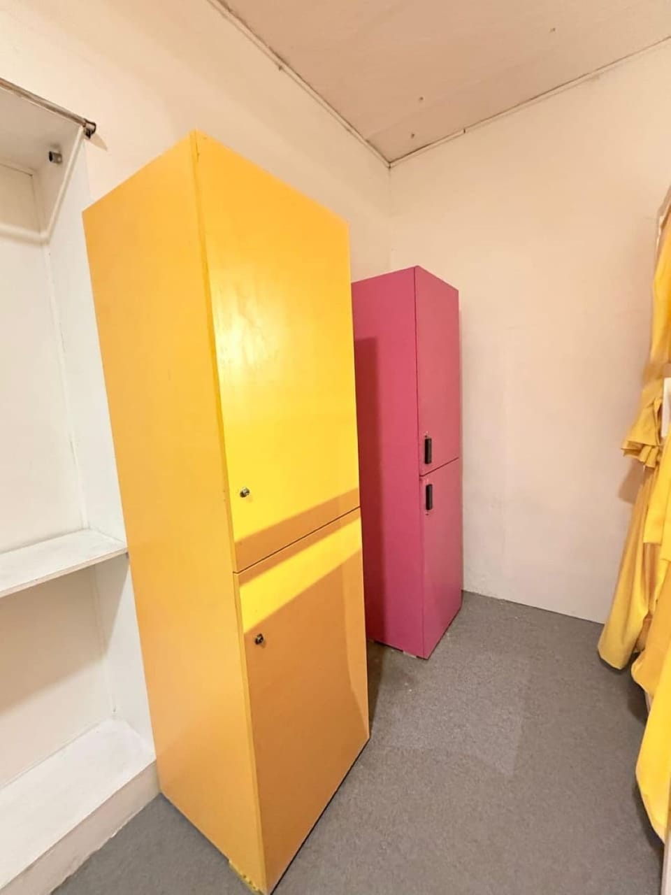 Bed in 6 Bed Mixed AC Dormitory Room with Shared Bathroom | Egyptian cotton sheets, premium bedding, in-room safe