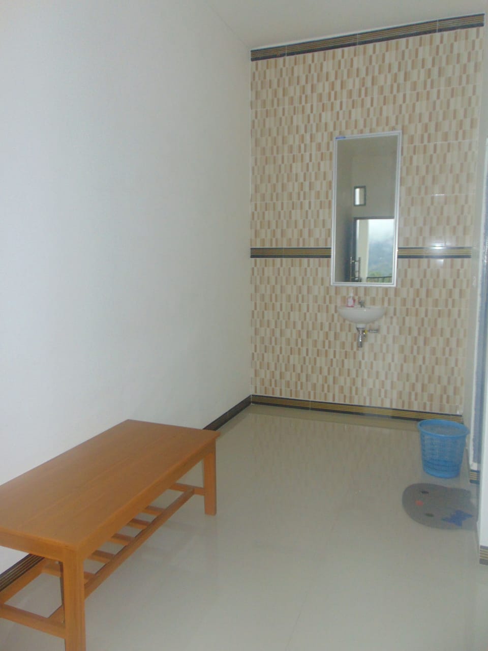 Standard Room | Bathroom sink