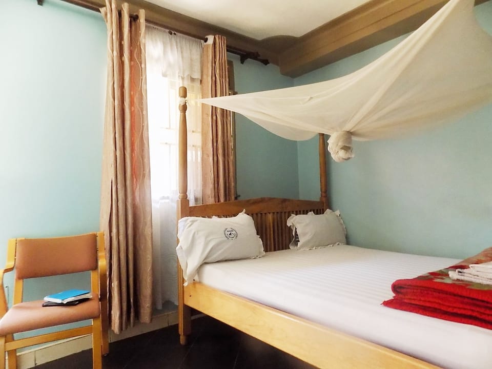 Deluxe Double Room | Desk, free WiFi, bed sheets