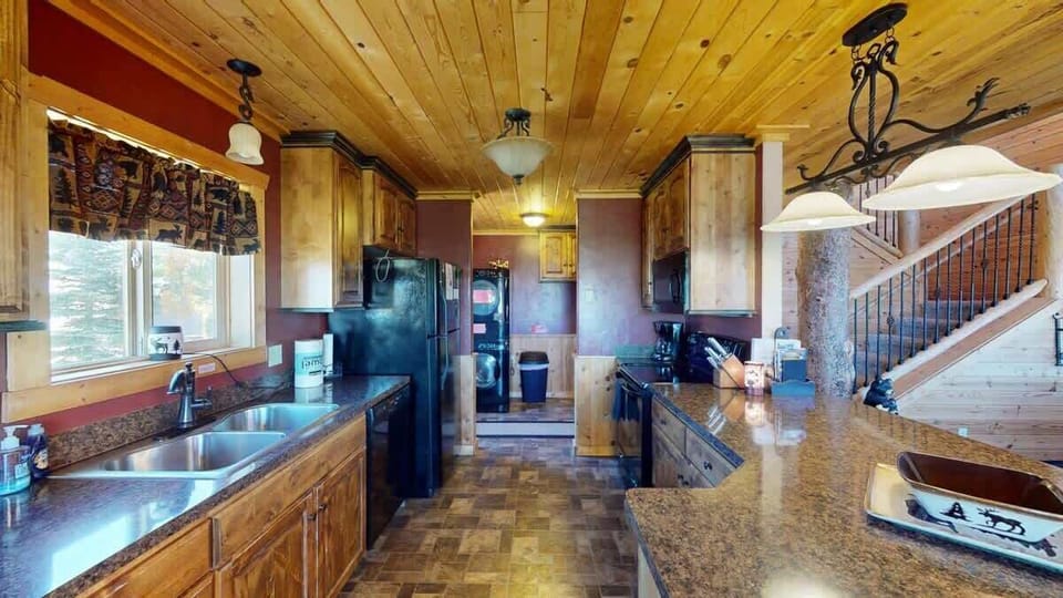 A full kitchen for you to enjoy to prepare meals during your stay.