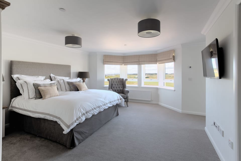 LinksView - Donnini Deluxe Apartment in Scotland
