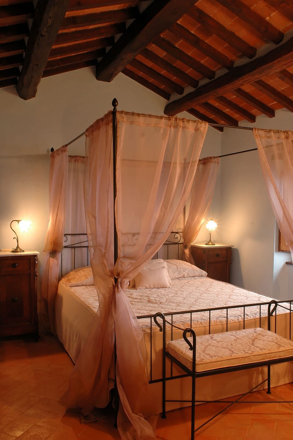 House, 5 Bedrooms | 5 bedrooms, iron/ironing board, free cribs/infant beds, free WiFi