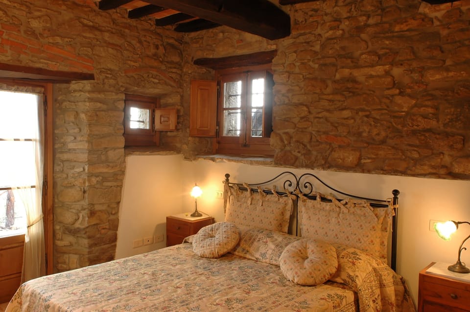 House, 5 Bedrooms | 5 bedrooms, iron/ironing board, free cribs/infant beds, free WiFi