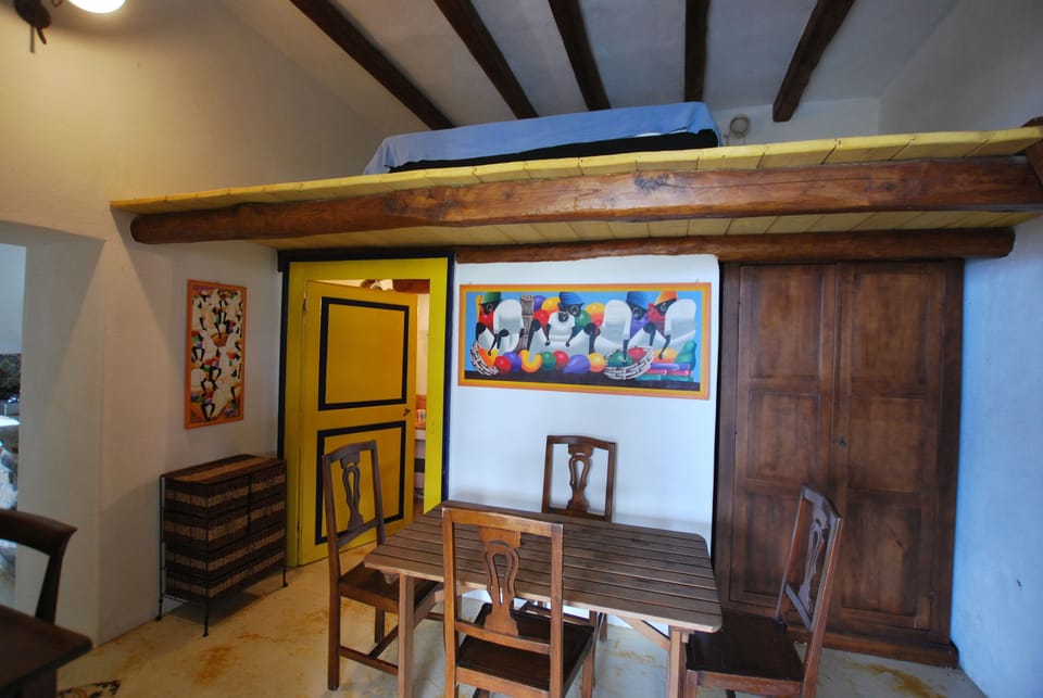 Villa, 2 Bedrooms, 2 Bathrooms | In-room dining
