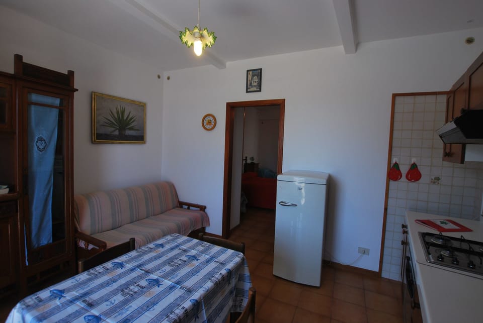Apartment, 1 Bedroom | Living area