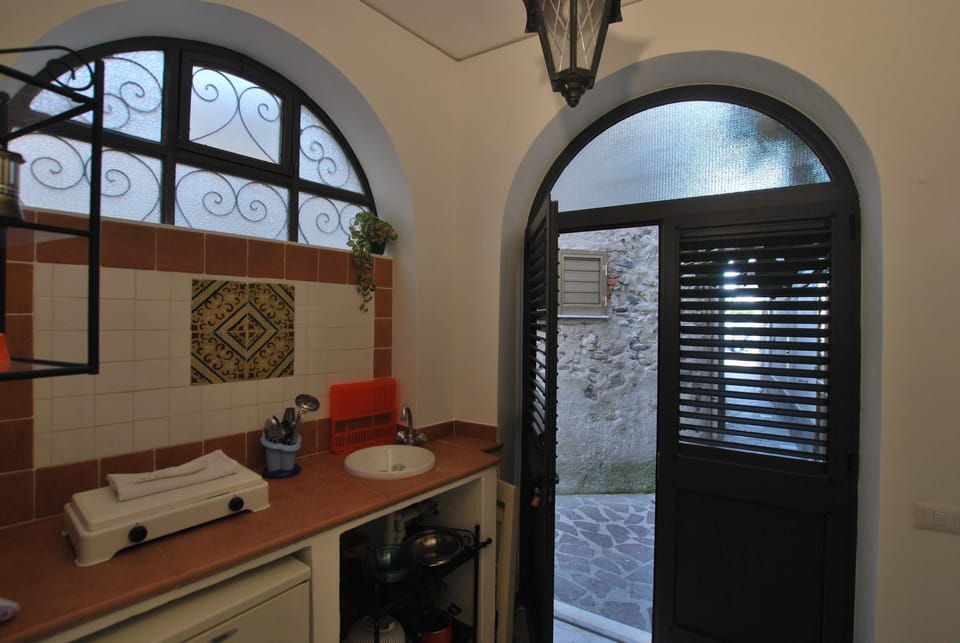Apartment, 1 Bedroom | Room amenity