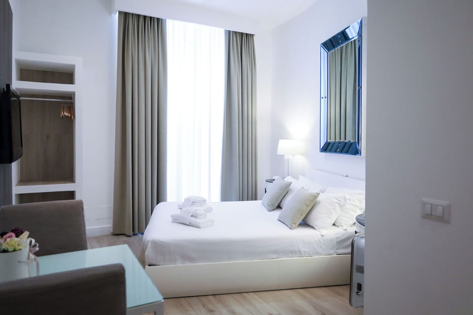 In-room safe, iron/ironing board, free WiFi