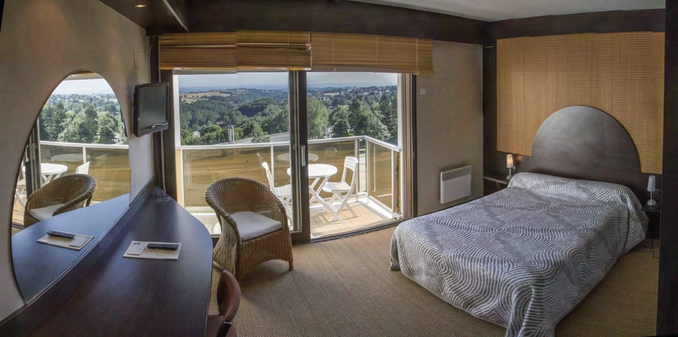 Premium bedding, desk, soundproofing, iron/ironing board