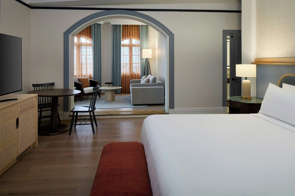 Junior Suite, 1 King Bed with Sofa bed | Premium bedding, in-room safe, blackout drapes, iron/ironing board