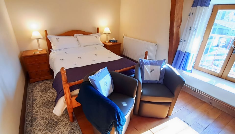 Comfort Double Room | 2 bedrooms, iron/ironing board, WiFi, bed sheets