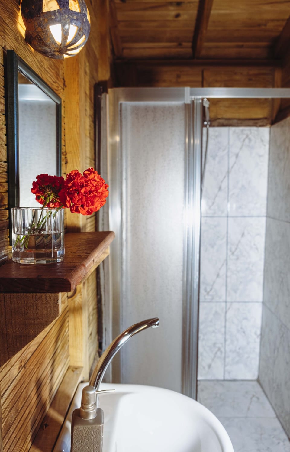Panoramic Bungalow, Sea View | Bathroom | Shower, towels