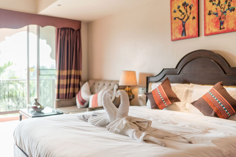 Superior Double Room, Balcony, Garden View | 1 bedroom, premium bedding, individually decorated, desk