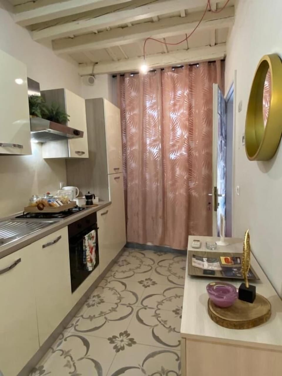 Apartment, 1 Bedroom, Annex Building | Private kitchen | Fridge, stovetop
