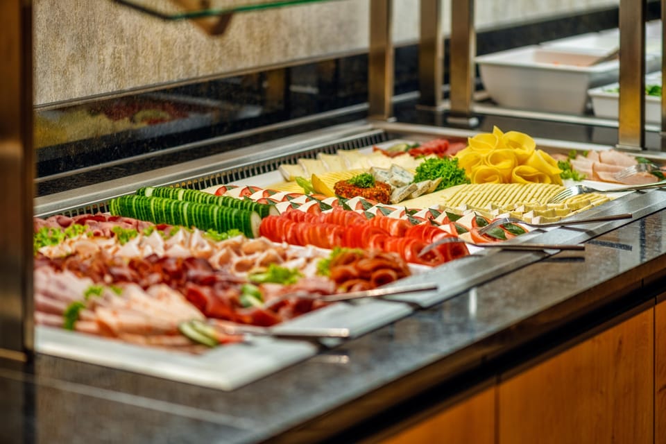 Daily buffet breakfast for a fee
