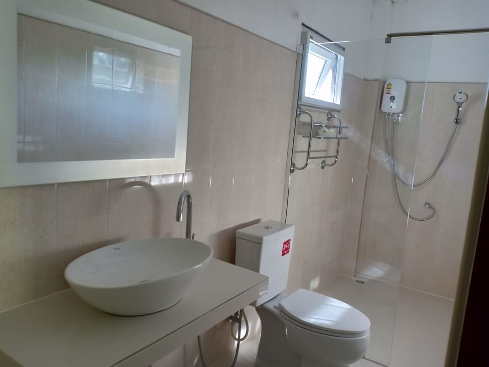 Family Quadruple Room, Patio, Mountainside | Bathroom | Shower, rainfall showerhead, free toiletries, towels