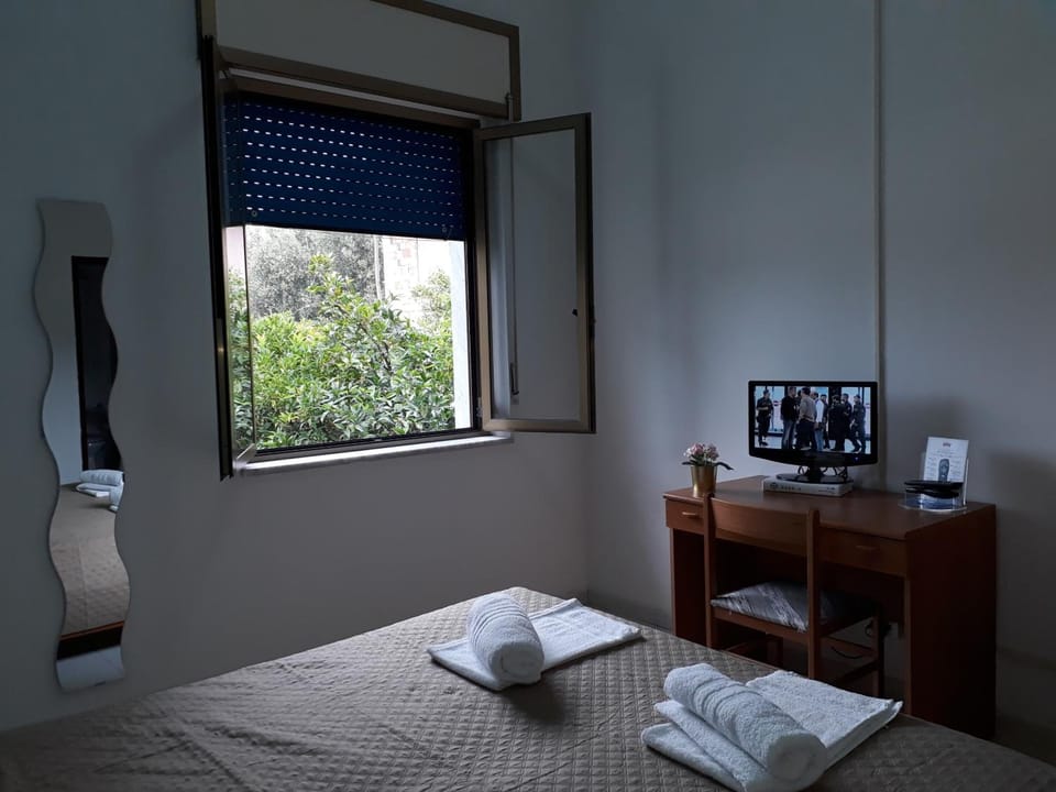 Desk, WiFi (free), bed sheets