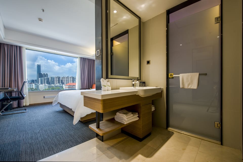 Superior Double Room | Desk, blackout drapes, iron/ironing board, free WiFi