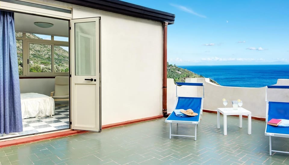 Villa, 3 Bedrooms | Terrace/patio