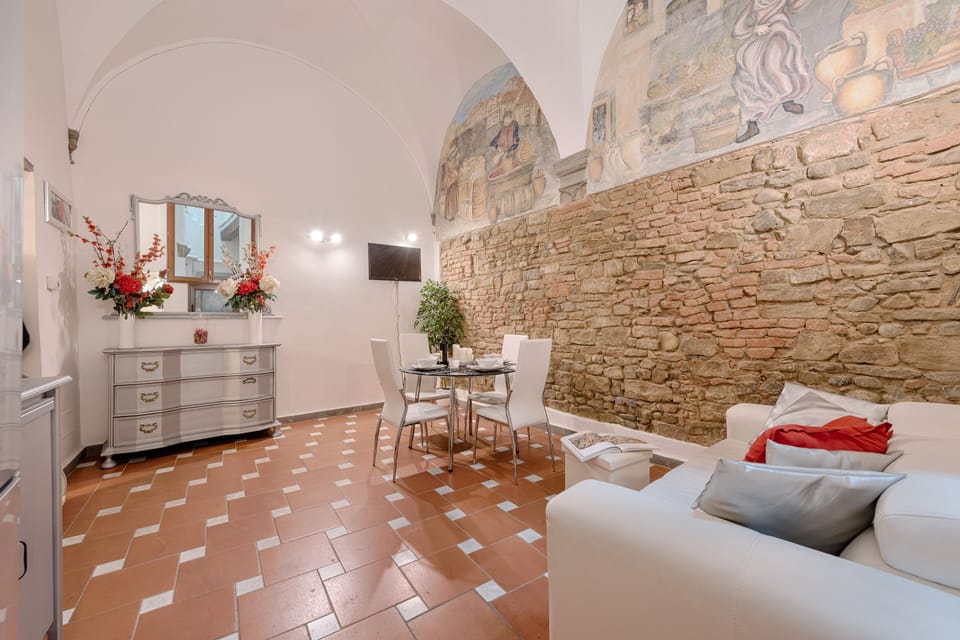 Comfort House, 3 Bedrooms | Living area | Flat-screen TV