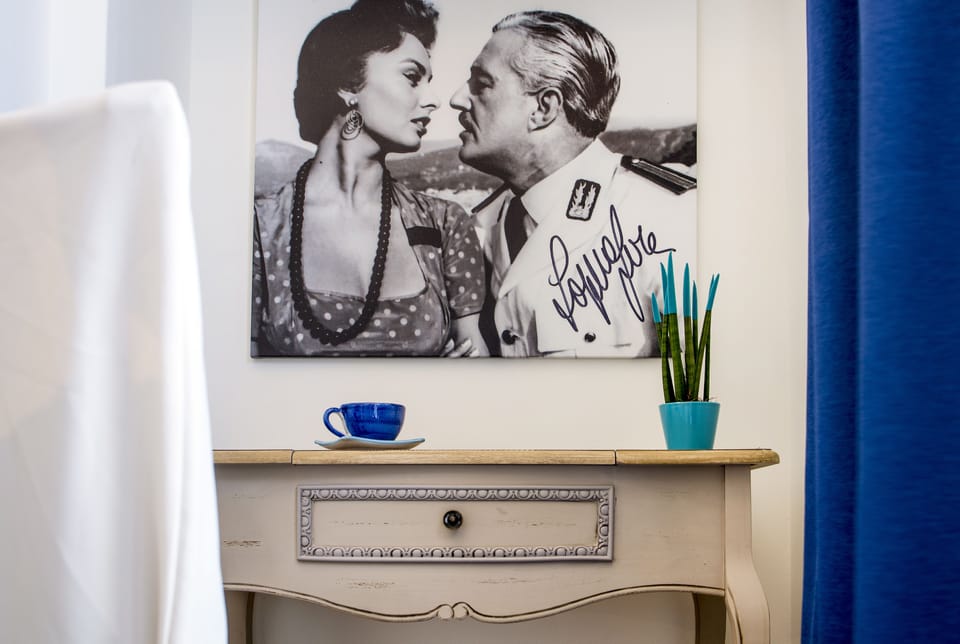 Junior Studio Suite, Sea View | Minibar, in-room safe, desk, soundproofing