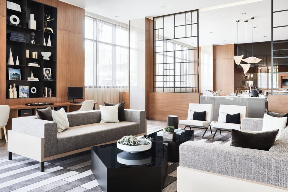 Lobby lounge