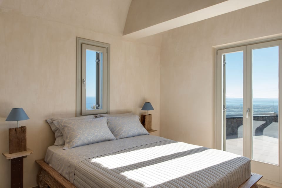 Luxury Villa, 2 Bedrooms | 2 bedrooms, free wired internet, bed sheets