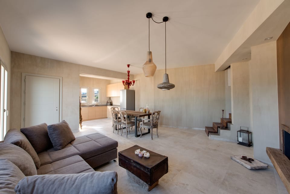 Luxury Villa, 2 Bedrooms | Living area | 40-inch Smart TV with digital channels, TV, Netflix