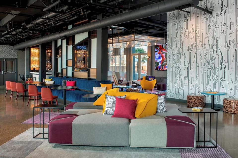 Lobby lounge