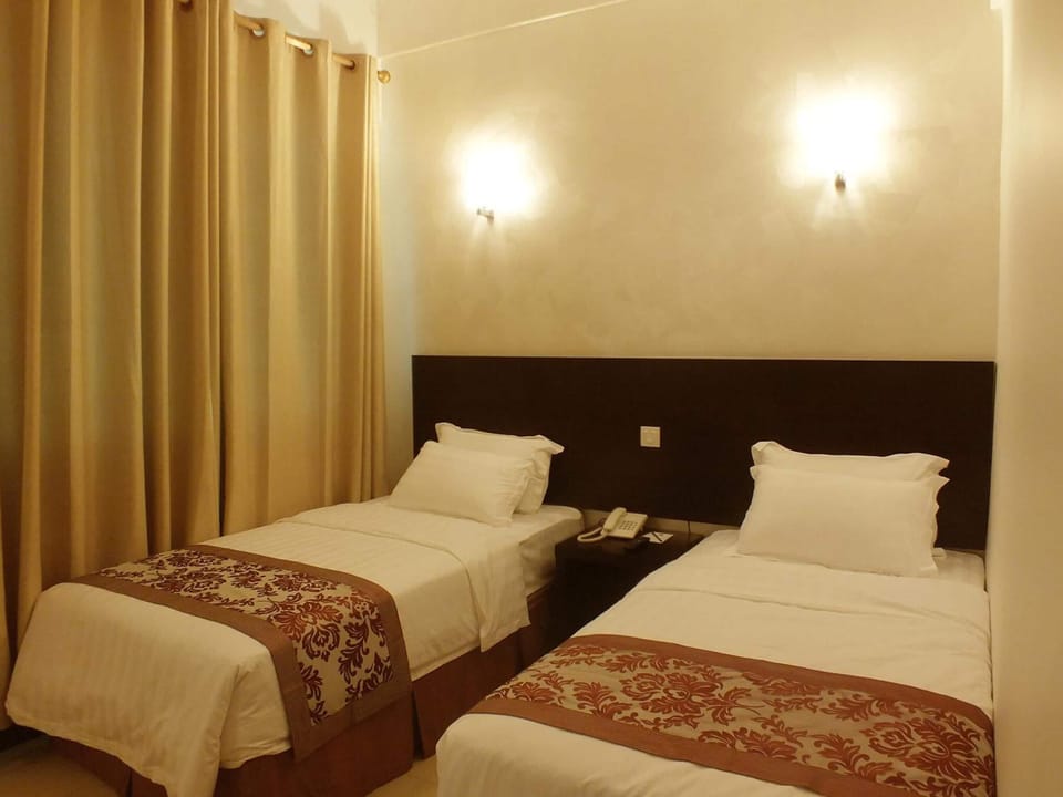 In-room safe, desk, soundproofing, iron/ironing board