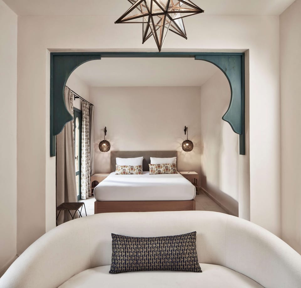 Junior Suite | Premium bedding, in-room safe, iron/ironing board, free WiFi