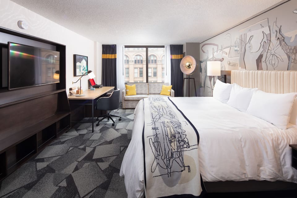 Premium bedding, down comforters, in-room safe, blackout drapes