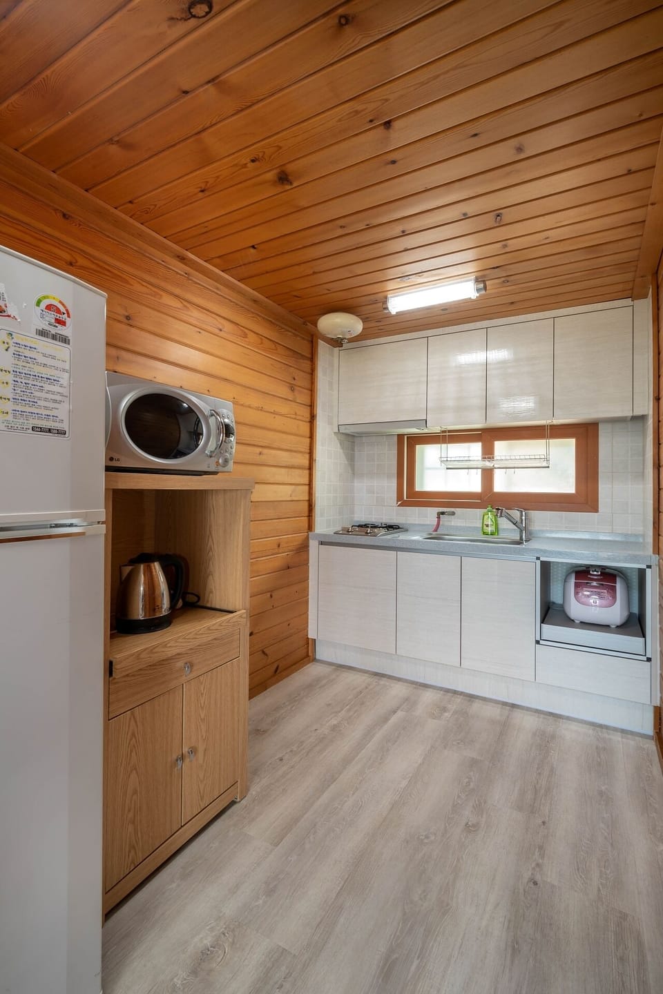 Duplex, Terrace, Ocean View (A, 66㎡) | Private kitchen | Fridge, microwave, rice cooker, cookware/dishes/utensils