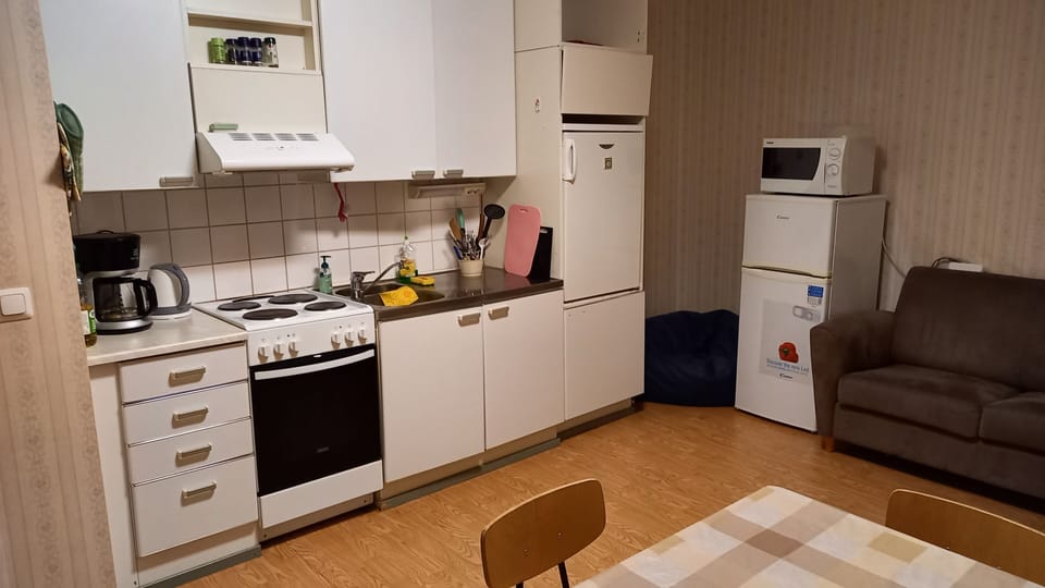 Shared fridge, microwave