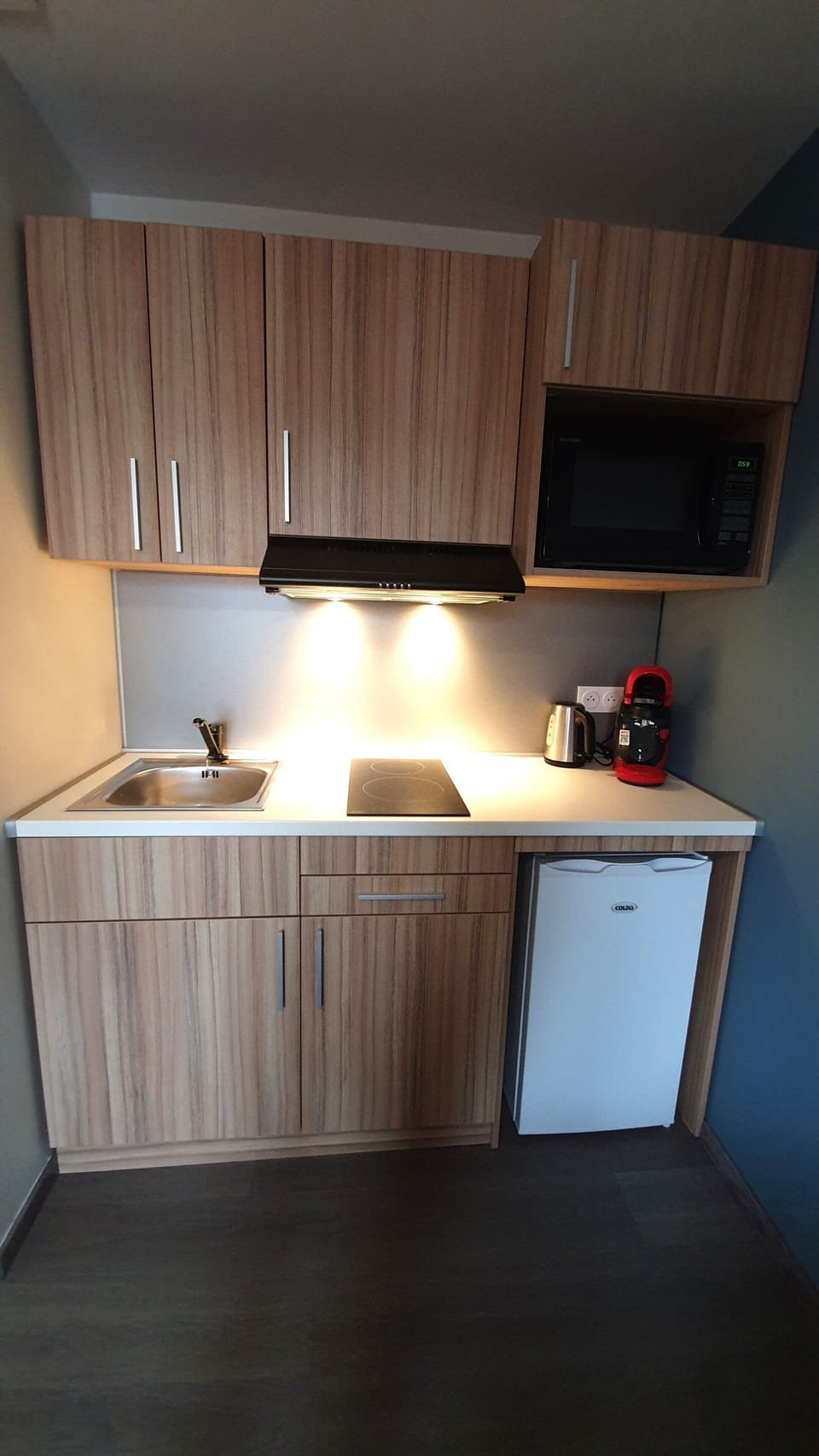 Comfort Apartment | Living area | TV