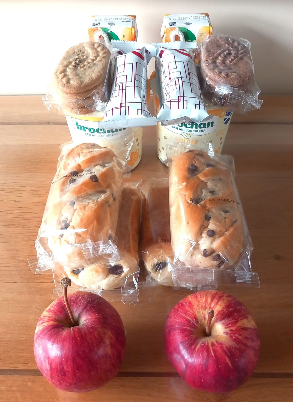 Desk, blackout drapes, free WiFi, bed sheets