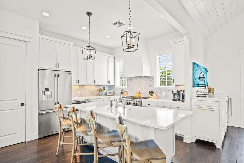 Kitchen, 2nd Floor