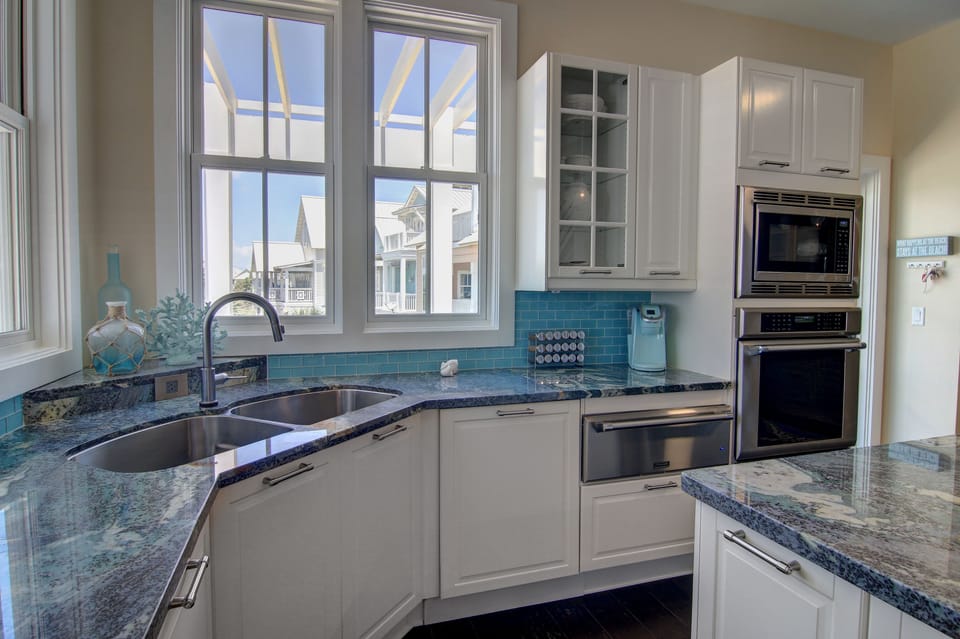 Kitchen, 2nd Floor