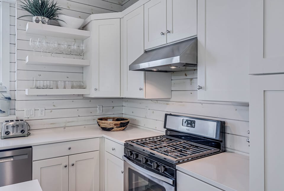 Kitchen, 1st Floor