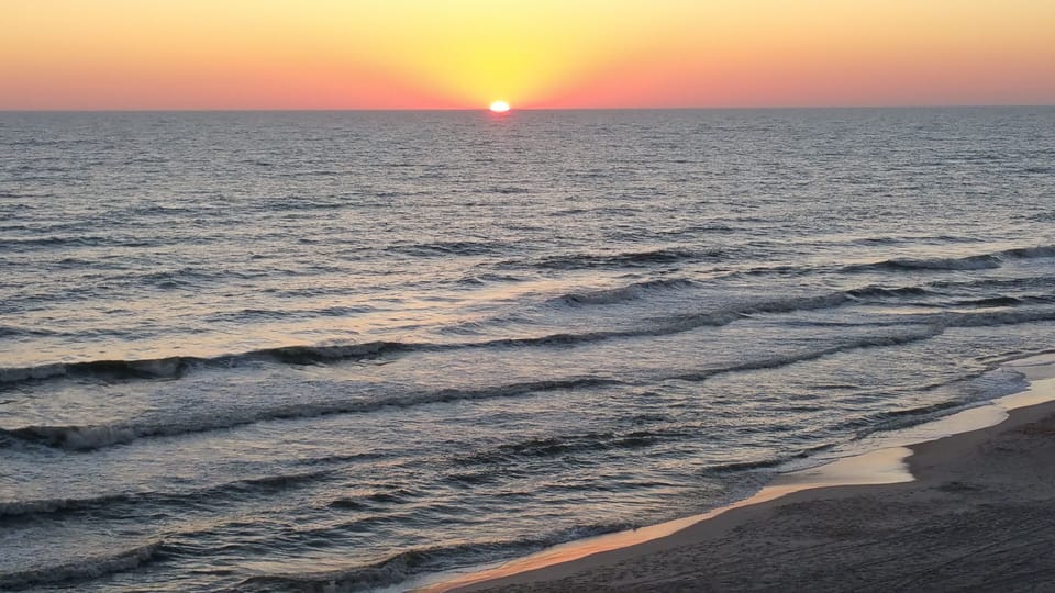 Beautiful views while you work up a sweat in the 1500 sq.ft. fitness center