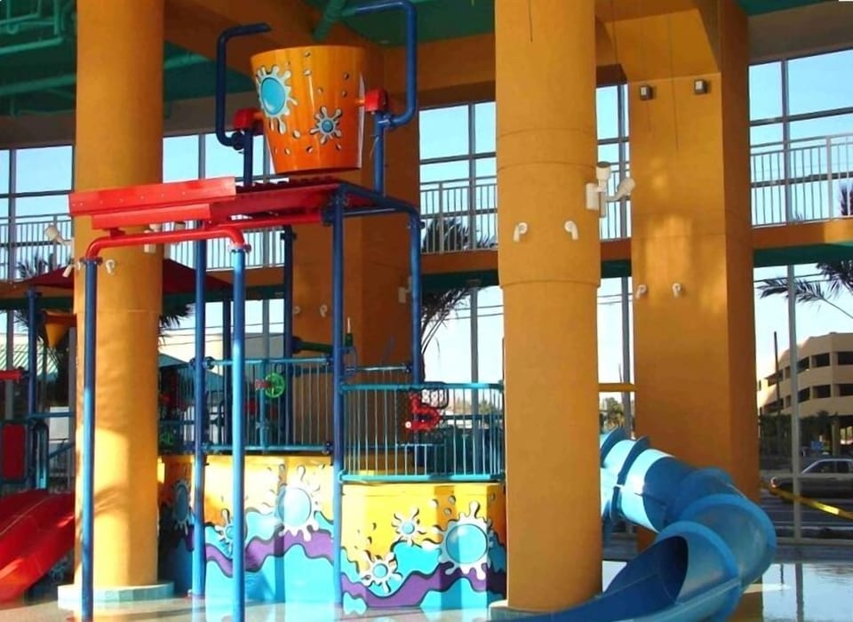 The Splash "Water Bucket", supersized